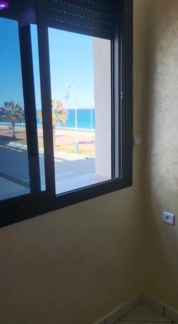 Beachfront Mekkad Oued Laou Apartment Exterior photo